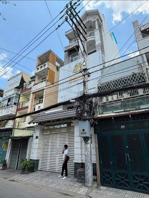 cho thuê nhà mt đường nguyễn đình chính, quận phú nhuận, 50 triệu, 94m2, 1 hầm 1 trệt 3 lầu