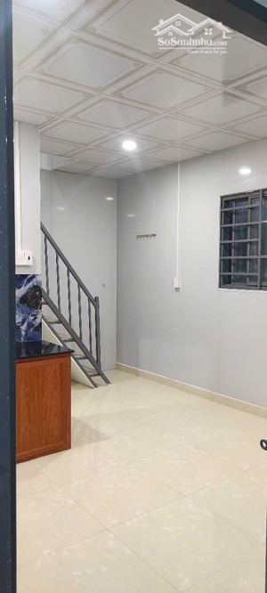 cho thuê phòng trọ 1 trệt 1 lầu, có ban công riêng