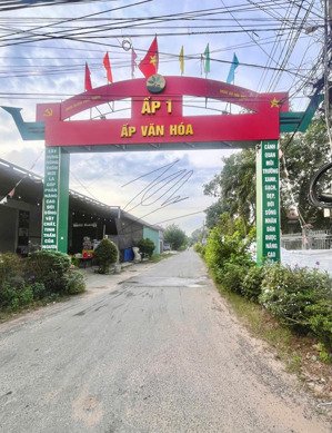 bán đất ấp 1 xã tân hiệp, diện tích 10x23m2, sổ thổ cư 80m2. giá bán 2tỷ600 triệu đồng
