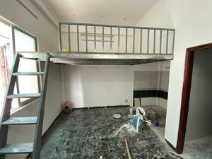 khai trương duplex đầy đủ nội thất , gác đứng có cửa sổ trời siêu đẹp _ gần đại học ueh cơ sở b !!!