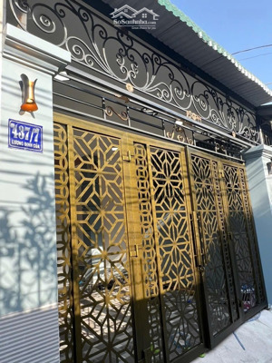 nhà 1 trệt 1 lững đúc gần ngay lương đình của ngay ubnd xã vĩnh ngọc, chỉ hơn 2ty. ngân 0937838012