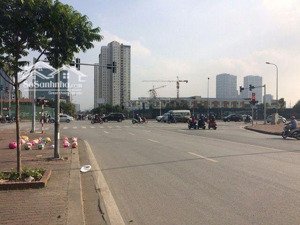 thị trấn trôi- mặt quốc lộ 32!!! kinh doanh đỉnh- 120m- 10.88 tỷ