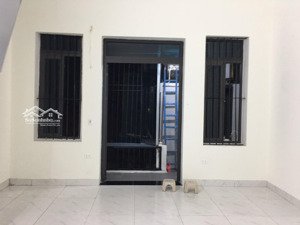 cho thuê căn hộ khép kín tầng 4, tầng 5 tại số 9 hàng trống, hoàn kiếm, hà nội, 0915939032