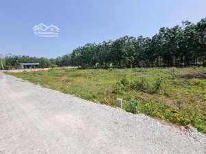 5x28m full thổ, sổ sẵn, gần kcn phước đông. 290tr