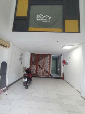 270 trần hưng đạo 60m2, 6 tầng có thang máy pccc đủ chỉ 45 triệu