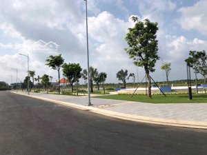 bán nhà phố thương mại 1 trệt 3 lầu thuộc kđt bà rịa citygate mặt tiền quốc lộ 51