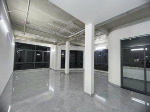 cho thuê căn góc mỹ gia gói 2 có thang máy - tầng 1 và 2 trống phù hợp kinh doanh hoặc văn phòng