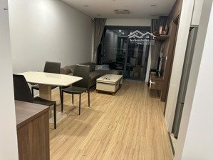 cho thuê 2pn bc đông nam full nội thất tầng cao diện tích 71m2 giá 16tr/1th. lh: 0333995888