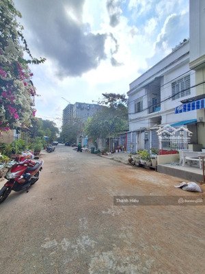 siêu phẩm chdv cao cấp 8 tầng có hầm - thang máy - khu c làng đại học abc phước kiển nhà bè - 250m2