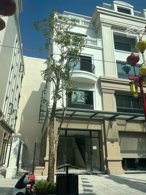 bán căn liền kề góc xẻ khe 75m2 vinhomes móng cái gần phố tây moscow zone 0931159822