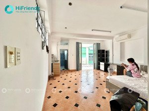 siêu phẩm penhouse sân thượng riêng cho ai nuôi pet, full nội thất 40m2, ngay vòng xoay lê đại hành