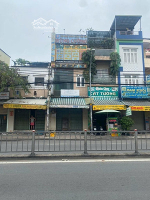 cần bán nhà mặt tiền bà hom q.6 vị trí kinh doanh đắc địa