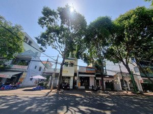 bán nhà c4 trung tâm gần biển - mặt tiền lê lợi - p4 - tp. vt 150m2=5x30m kinh doanh tốt - 16,5 tỷ