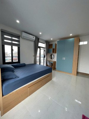 bán căn hộ dịch vụ khu phan xích long p2, phú nhuận. dt: 85,4m2. 5 tầng giá 14 tỷ chốt 0932723936