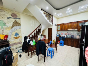 hàng tuyển! thổ quan, ngõ nông, gần phố, 5.6m mặt tiền, 28/32t2mx5 tầng