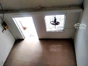 nhà cấp 4 rộng, thoáng huỳnh văn bánh, pn, chỉ với 9 triệu