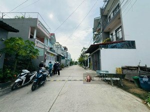 bán đất 5 tỷ x đường 102 tăng nhơn phú a - hẻm xe hơi thông - 104m2 - giá tốt