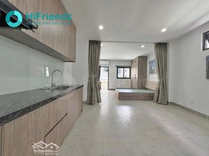 phòng ngủ 40m2 có ban công, máy giặt riêng