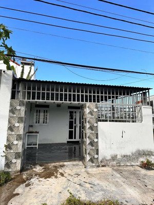 bán nhà hòn thơm vĩnh nhọc nha trang dt 109 m2 ngang 5m đường sau qui hoạch 14m 1ty950 tl nhẹ