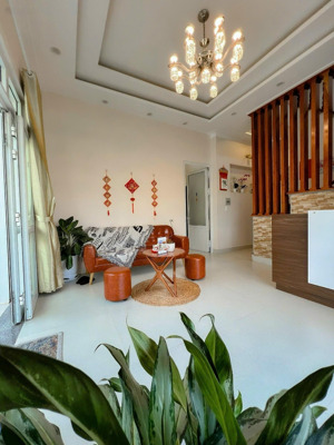 cho thuê villa nguyên căn 2 mặt thoáng - gần trung tâm - an bình, p3, đà lạt