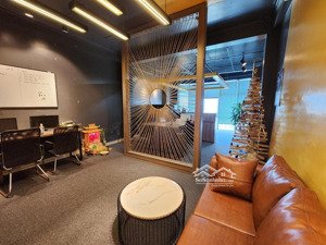 cho thuê văn phòng 100m2 tại phố vũ tông phan, thanh xuân, sẵn đồ, miễn phí để xe.