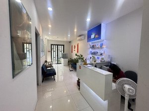 cho thuê mặt bằng kinh doanh- đường 3 tháng 2 - quận 10 , kinh doanh ngay