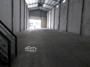 cho thuê xưỡng lê văn khương hiệp thành dt 500m/30tr/ tháng.800m/45tr/tháng.