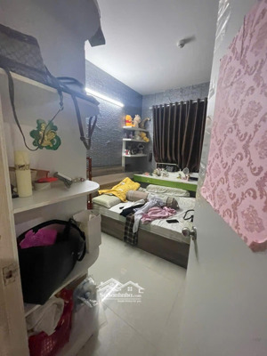 cần bán nhanh căn 74m2 full nt view mặt tiền cao lỗ tầng thấp