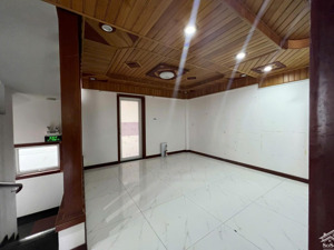 cho thuê biêt thự khu dân cư sadeco .xã phước kiển a .huyên nhà bè . cách quận 7 khoảng 500m