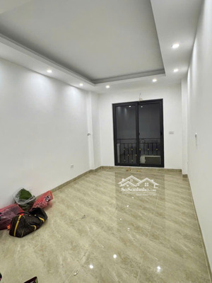 bán nhà đa sĩ kiến hưng 45m xây 5 tầng 6.1ty