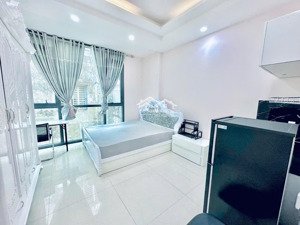 studio mới gần dhsp, dhsg cần người tiếp quản