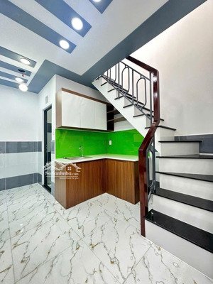 bán căn nhà chính chủ gần chợ xuân thới thượng hóc môn ( dương công khi) giá chỉ 790triệu