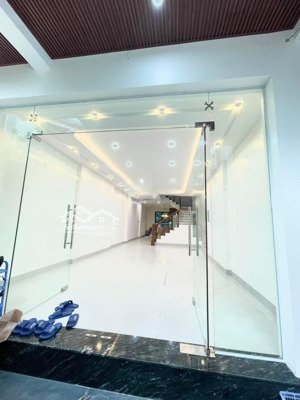 cửahàngrộng 50m nhà mới có công trình phụ chothuê chính chủ tại cổng trường cấp 2 di trạch hoài đức