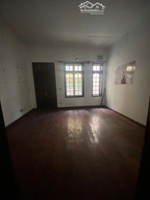 cho thuê nhà nguyên căn 2 mặt thoáng trung yên 11. dt 122m2 x 5t, mt 5m. giá 30tr/th