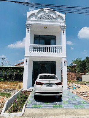 bán nhà mặt phố trần đại nghĩa, 1,8 tỷ, 120m2, view đẹp