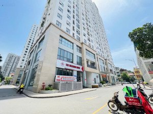 cho thuê lô góc, tầng 1 chân đế chung cư kinh doanh, văn phòng, showroom, vpdd,... hơn 200m