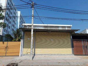 kho cho thuê mặt tiền đường an dương vương p16 q8 dt 8 x 15m
