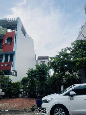 90m2(4,5x20) kdc nam long- đối diện global city- hàng hiếm- 11.9tỷ- khu vực xây cao tầng, tiềm năng