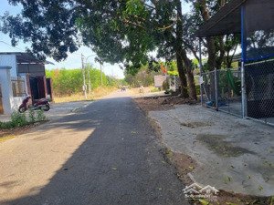 nhà+đất (6x23m) kp4, hắc dịch, đường 8 mét nhựa