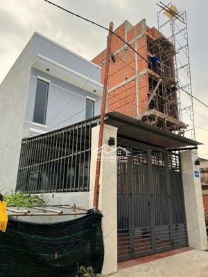 bán nhà riêng 82,7m2 2.3 tỷ tại đường chòm sao, hưng định, thuận an, bd gần chợ bún