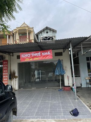bán nhà mặt đường ql21 xã phú mãn, quốc oai, gần trung tâm hoà lạc, giá chỉ 4 tỷ