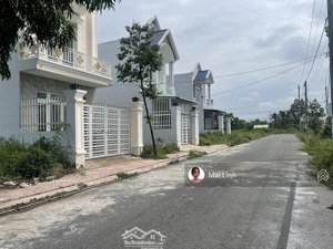 bán dất ngợp đất nằm ngay mặt tiền đường số 2, p5, gò công, giá 480 triệu dt 103m2 shr