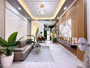 bán nhà riêng 48m2,giá 2tỷ 4,3pn + 4wc tại trần kế xương, p.2, q. phú nhuận, nhà sổ riêng chính chủ