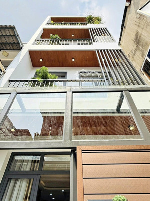 nhà giá ngộp đường phan xích long p4 quận phú nhuận giá 4tỷ390/60m2(5x12m) sổ sẵn sang tên ngay