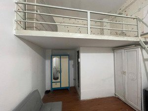 phòng 03 nguyễn sơn hà, p5, quận 3. cách cao thắng 20m, ntmk 100m, võ văn tần 40m.