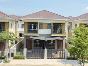 nhà biệt thự đẹp, nhiều tiện ích tại sun casa central, 4,7 tỷ, 168m2