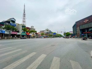 2 mặt tiền, mặt phố ngô gia tự, lb, phân lô, vỉa hè rộng, dt 98 m, giá 32 tỷ7, đầu phố, kd sầm uất