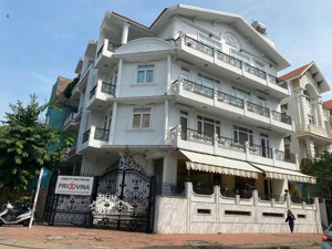 cho thuê căn góc số 35 đường số 5 khu đô thị himlam quận 7