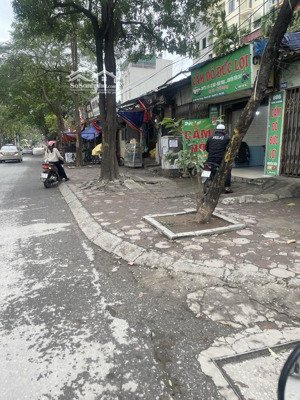 cho thuê cửa hàng 35m2 mặt đường kim giang ô tô tránh có vỉa hè, giá tốt