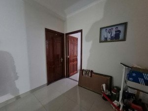 bán nhà mặt tiền đường lê quang định phường thắng nhất , rộng 7m , 140m2 3 tầng giá 11.5 tỷ
